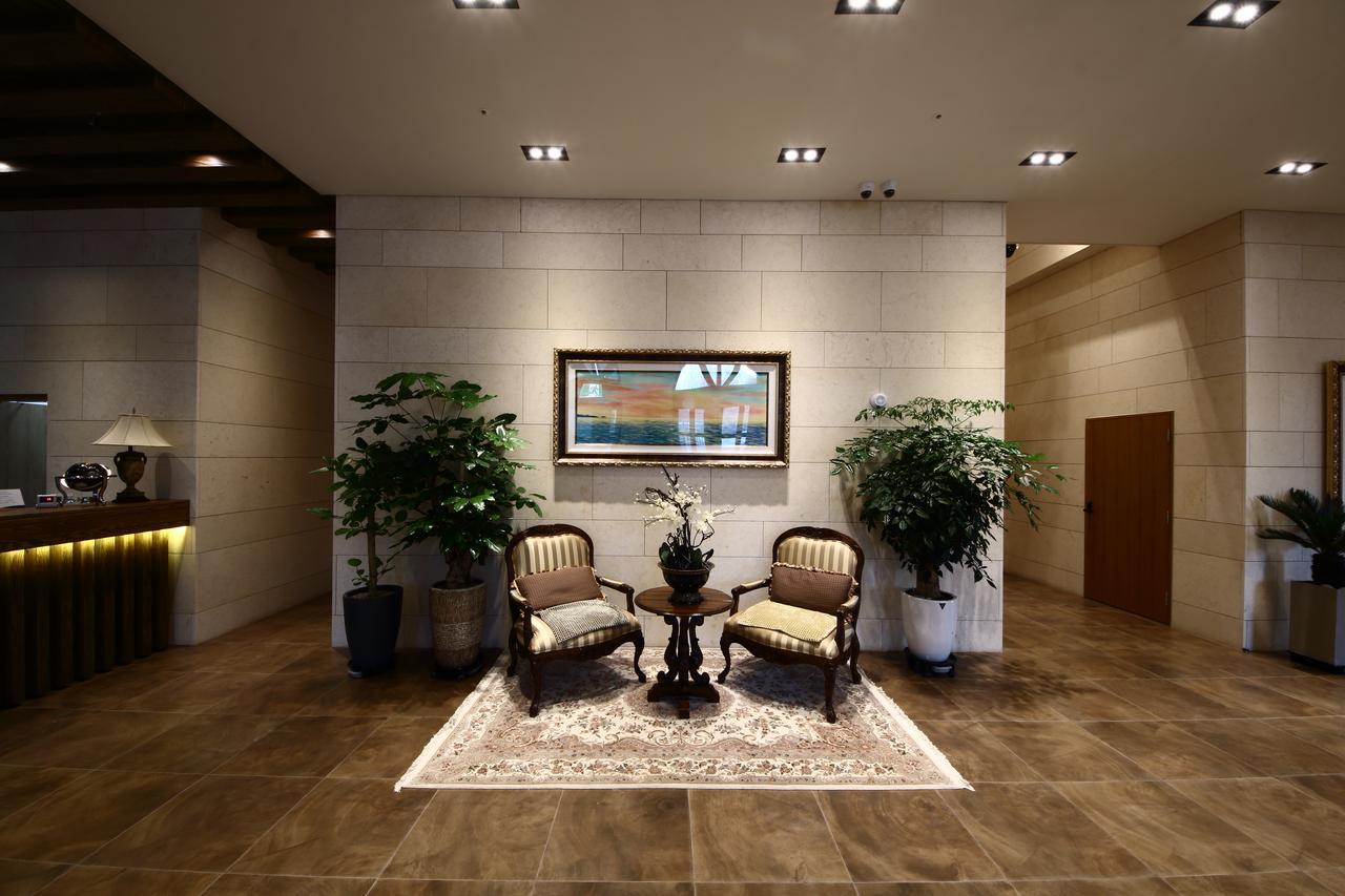 Benikea The H Hotel Hwaseong Exterior foto