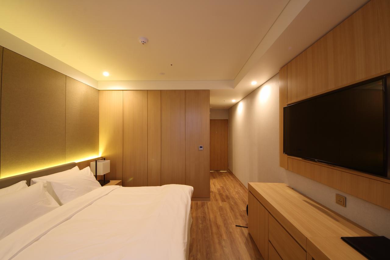 Benikea The H Hotel Hwaseong Exterior foto
